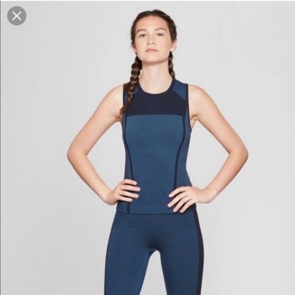 New Joy Lab XS Athletic Set